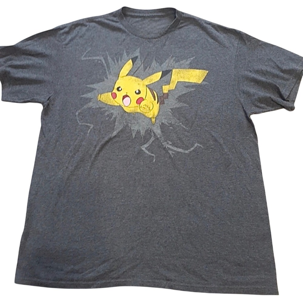 Gildan Pikachu T-Shirt Women Small  Excellent Graphic Short Sleeve Cotton